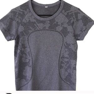 Lululemon run swiftly top